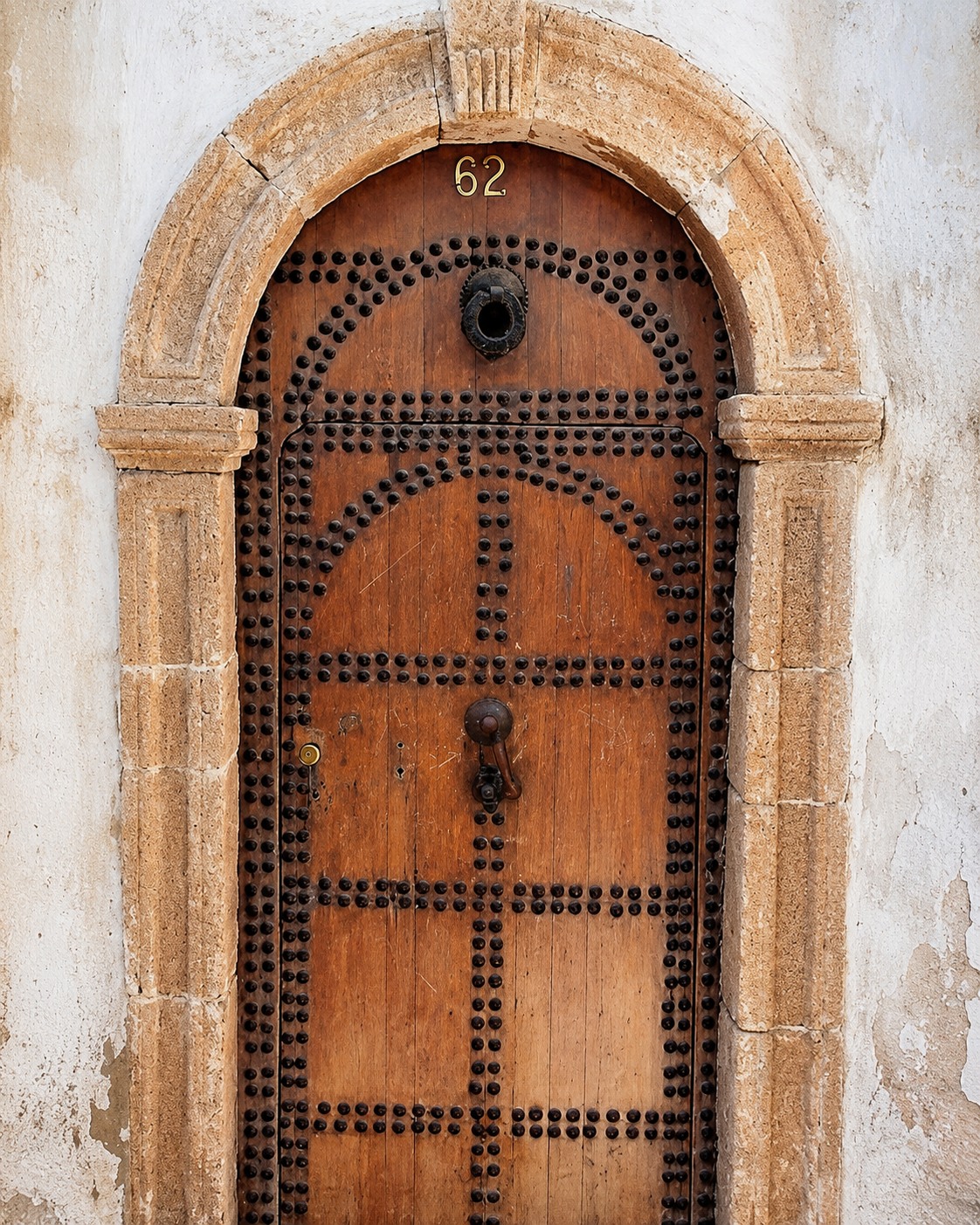 Azemmour wooden doorway for the city guide cover