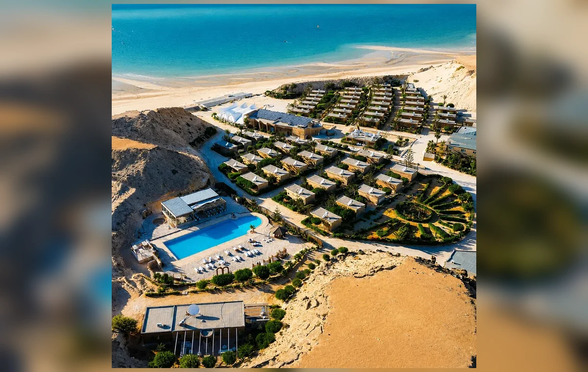 Dakhla lagoon and desert light placeholder image