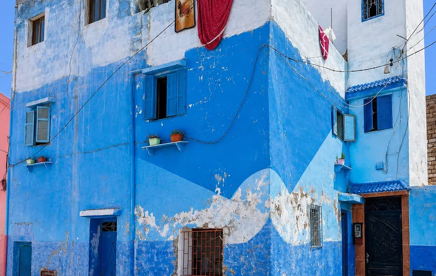 Azemmour — River Walls — Painted medina