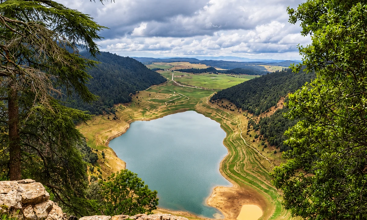 Bin El Ouidane lake — Atlas, Interior and Mountain Morocco