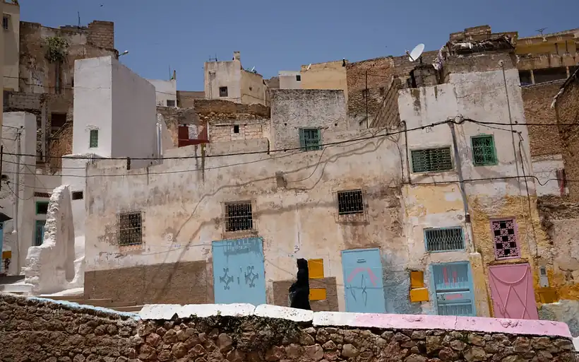 Hillside houses and coloured doors in Bhalil