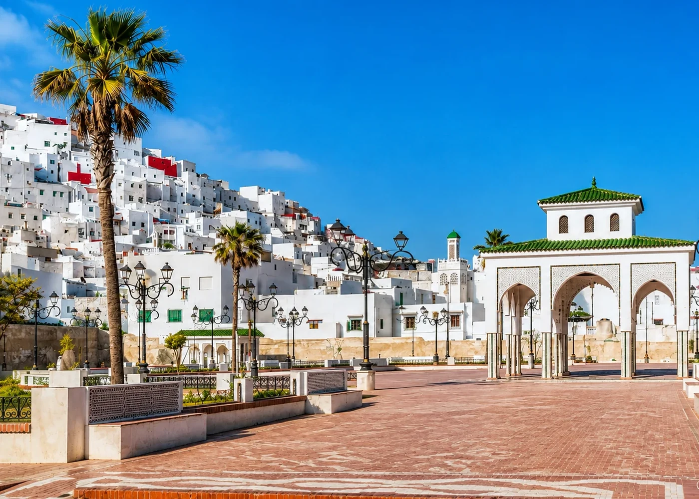 Tétouan’s public space: conversation has an urban setting.