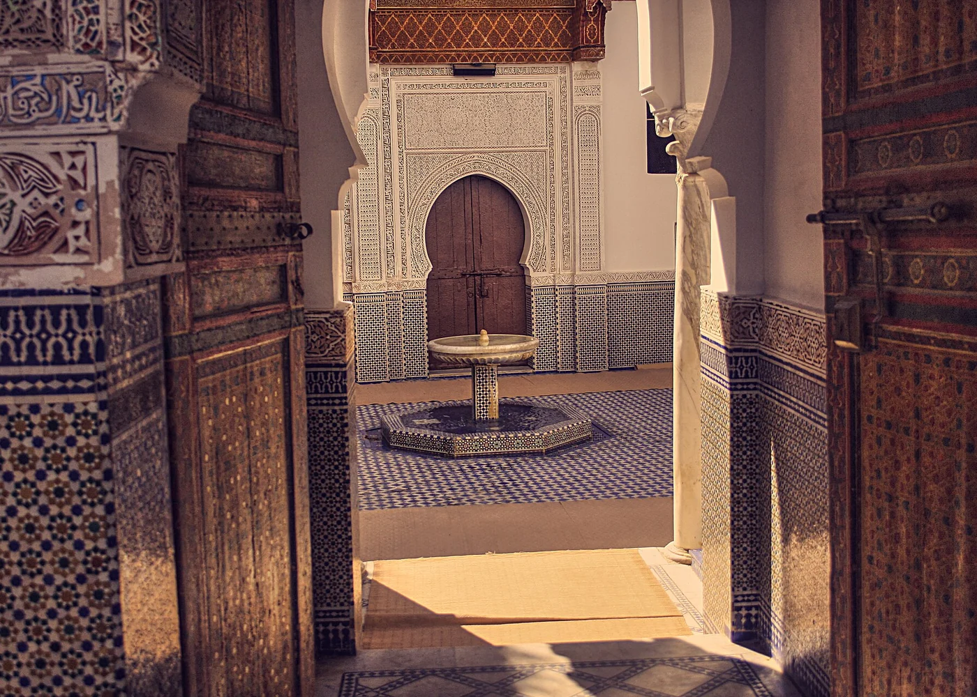 A courtyard fountain photographed in Moulay Idriss Zerhoun.