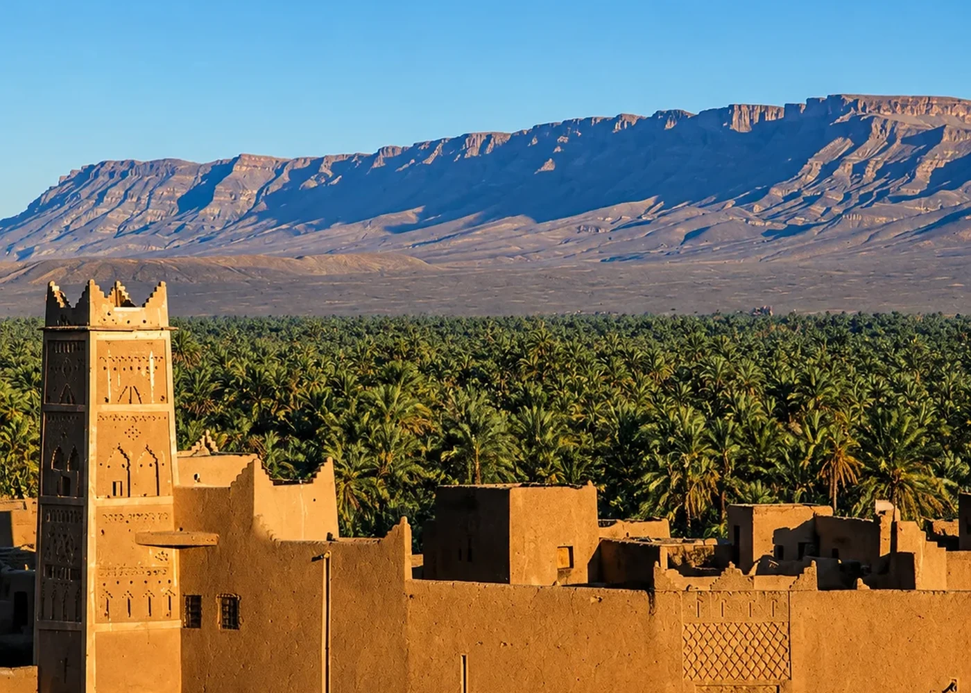 The Drâa landscape: settlement and cultivated land.