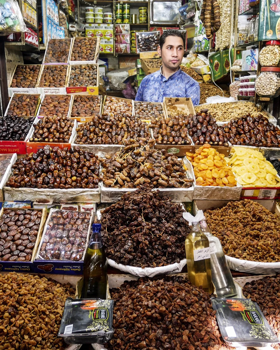 A market purchase is easier when the price and payment method are clear before you agree.