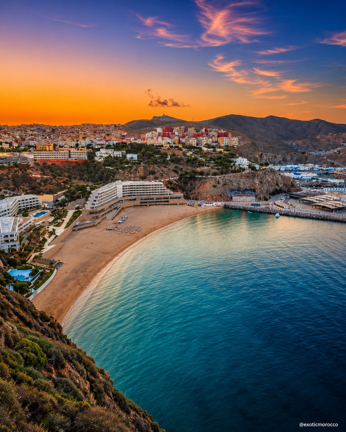 Quemado Beach at sunset