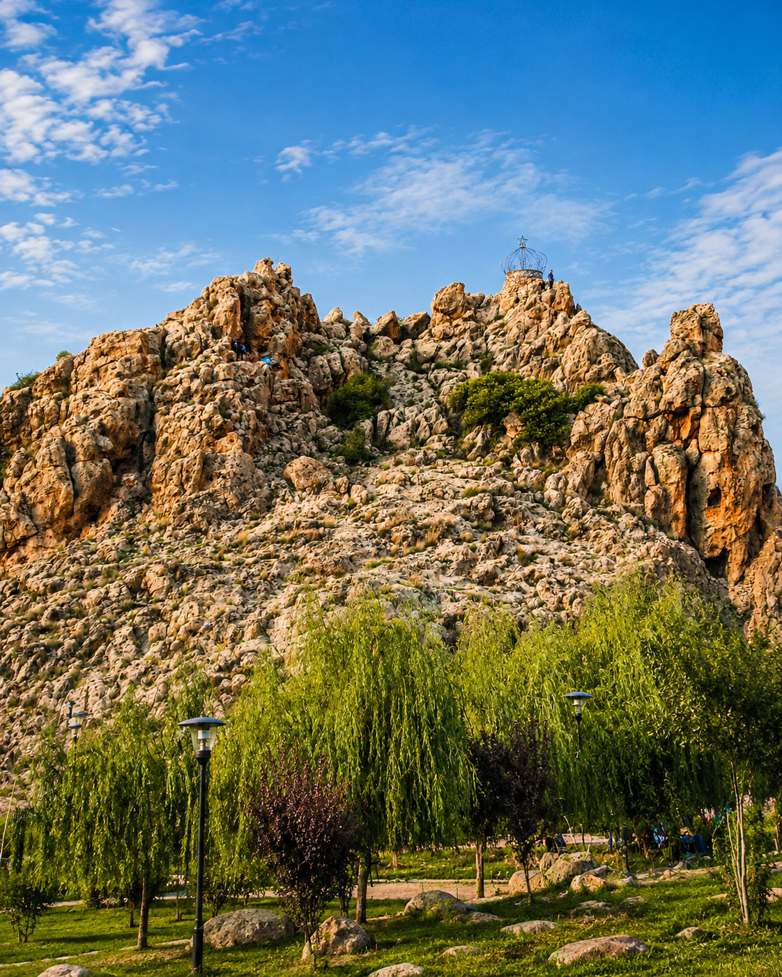 Rock outcrop and parkland at Azrou’s mountain edge